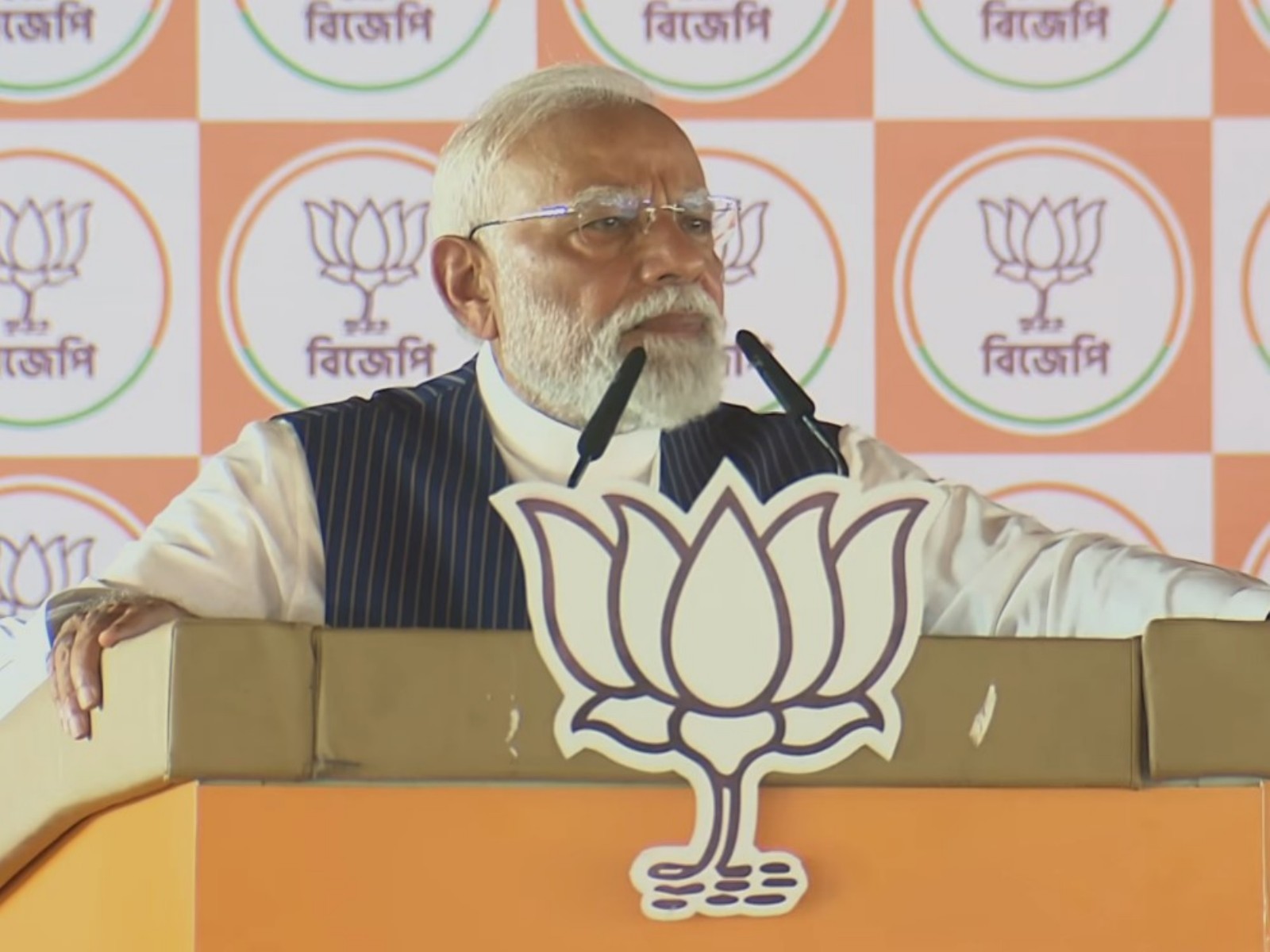 पश्चिम बंगाल चुनाव:दमदम रैली में पीएम मोदी का दावा—‘परिवर्तन की लहर’,महिलाओं की सुरक्षा का वादा