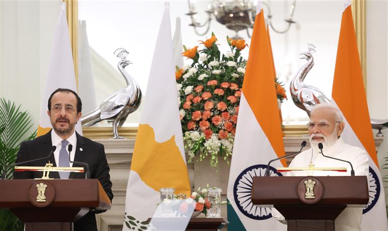 भारत-साइप्रस संबंधों को ‘स्ट्रैटेजिक पार्टनरशिप’ का दर्जा,निवेश,सुरक्षा और तकनीक पर सहयोग बढ़ाने पर सहमति