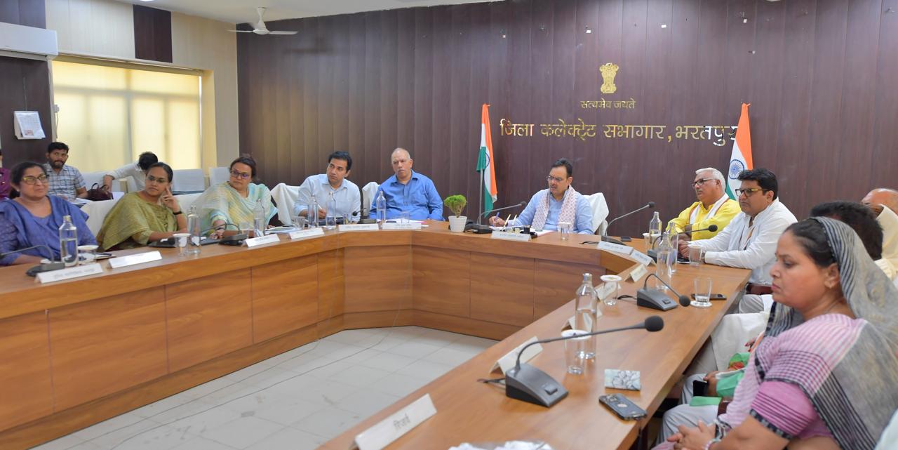 भरतपुर दौरे पर मुख्यमंत्री भजनलाल शर्मा,अधिकारियों से बोले- विकास के साथ विरासत संरक्षण और बुनियादी सेवाओं पर दें जोर