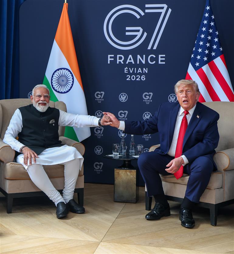 G7 शिखर सम्मेलन में मोदी-ट्रंप मुलाकात:समुद्री सुरक्षा,व्यापार और पश्चिम एशिया पर हुई अहम बातचीत
