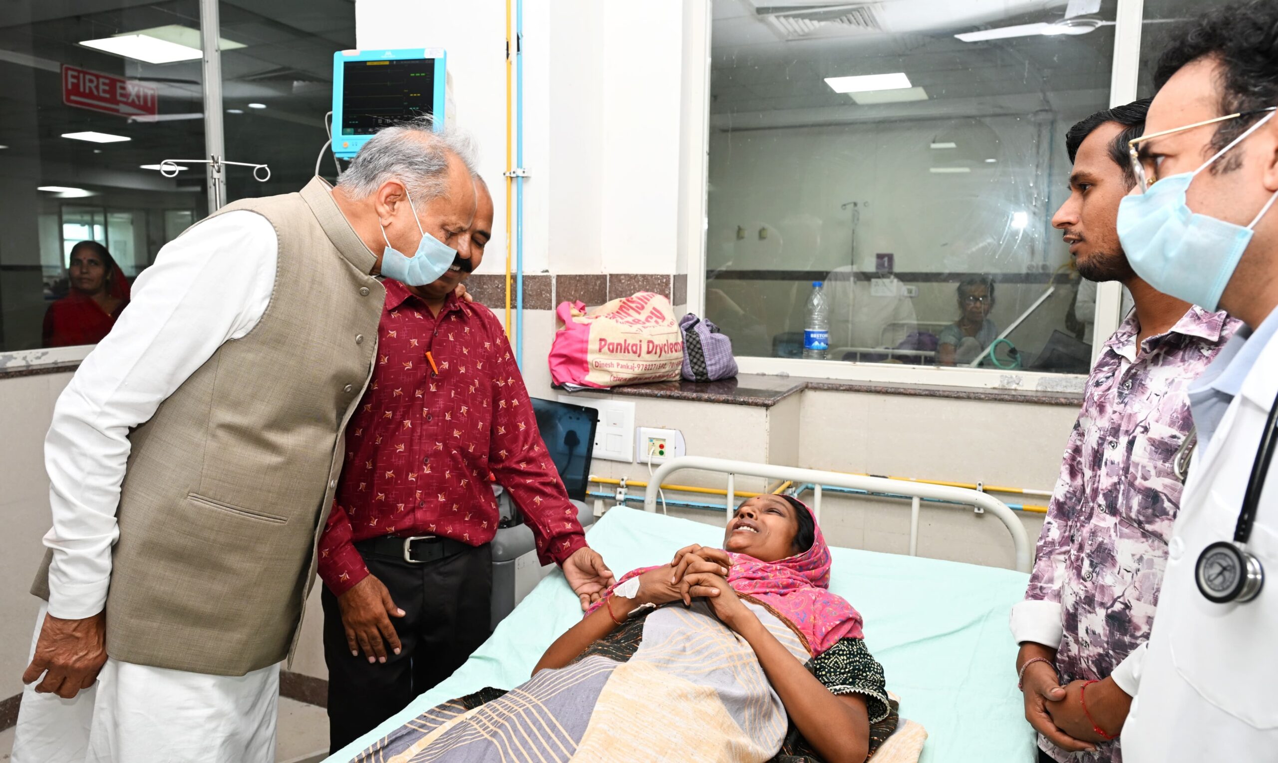 कोटा-बीकानेर अस्पताल विवाद:प्रसूताओं की मौत और किडनी फेल मामलों पर अशोक गहलोत ने CM भजनलाल को लिखा पत्र