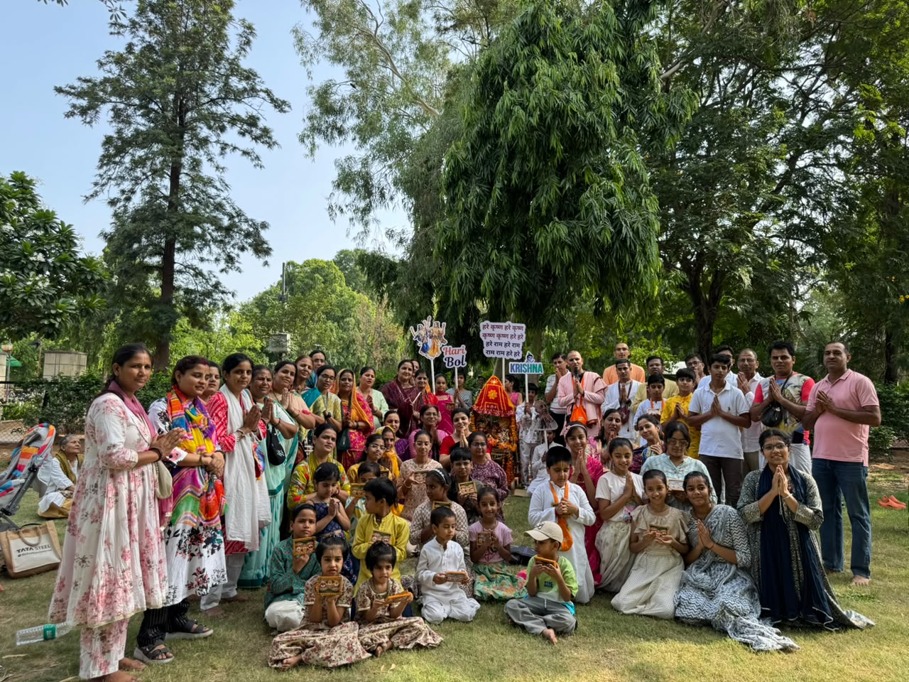 बच्चों ने श्रद्धा और रचनात्मकता से सजाई बाल रथयात्रा,आकर्षक रथों ने जीता सभी का मन