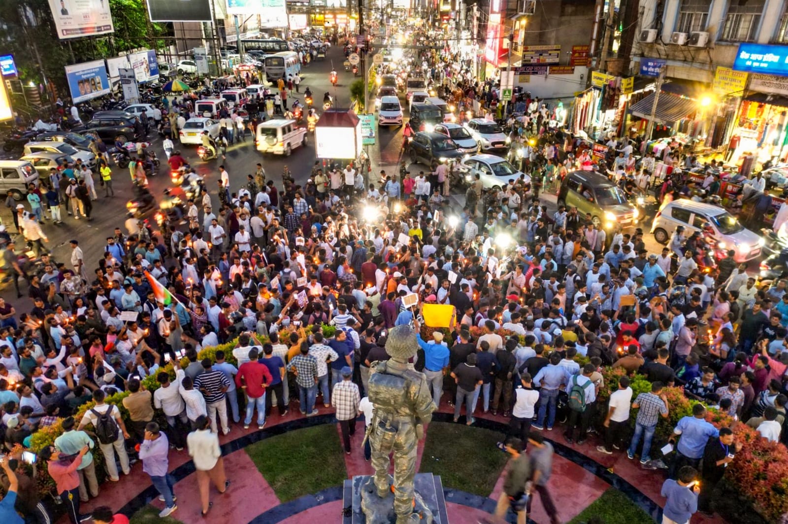 झारखंड छात्र आंदोलन:सरकार से बातचीत को तैयार छात्र,11 सदस्यीय प्रतिनिधिमंडल करेगा वार्ता;10 अगस्त को विधानसभा घेराव की चेतावनी