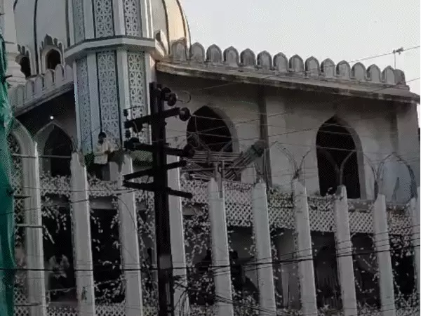 उज्जैन शाही मस्जिद विवाद:हाईकोर्ट में याचिका का निपटारा,3 फीट हिस्सा हटाने पर सहमति